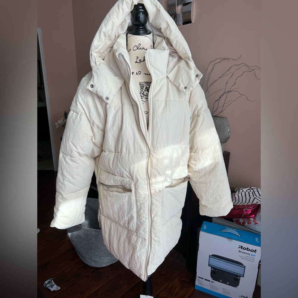 New Zara coat. Size L